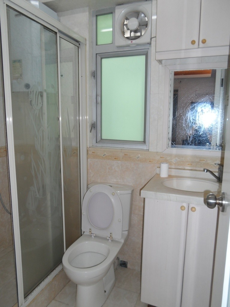 Room in Sai Yun Pun.....near HKU ....... near CENTRAL too !!! - 西區 - 住宅 (整間出租) - Homates 香港