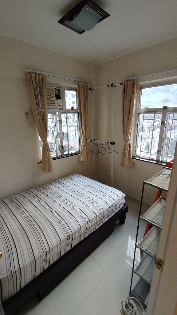 Quarry Bay room for rent. Friendly flatmate. Non smoking. - Quarry Bay - Bedroom - Homates Hong Kong