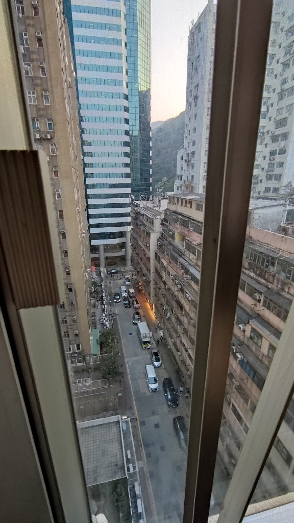 Quarry Bay room for rent. Friendly flatmate. Non smoking. - Quarry Bay - Bedroom - Homates Hong Kong