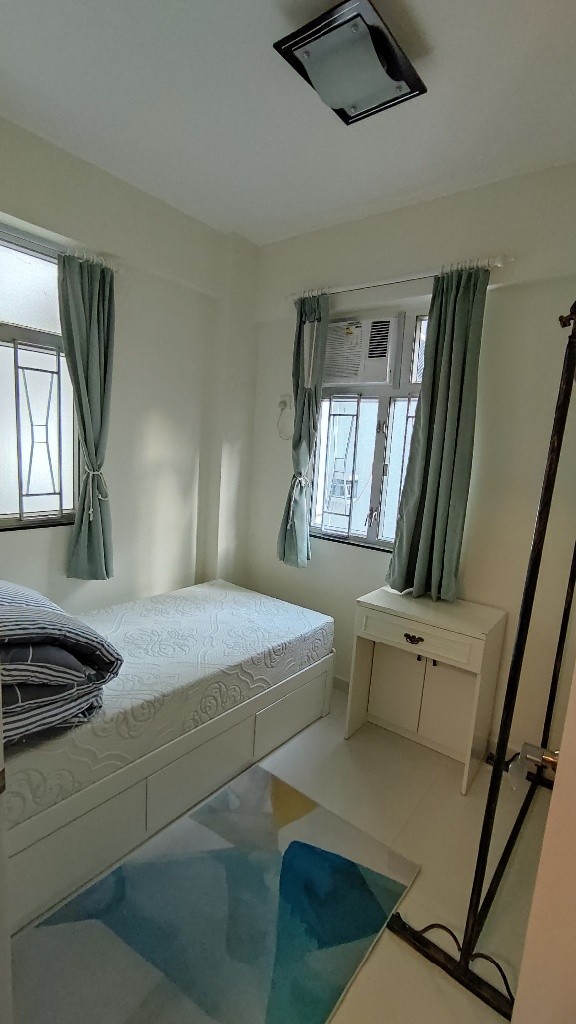 Quarry Bay room for rent. Friendly flatmate. Non smoking. - Quarry Bay - Bedroom - Homates Hong Kong