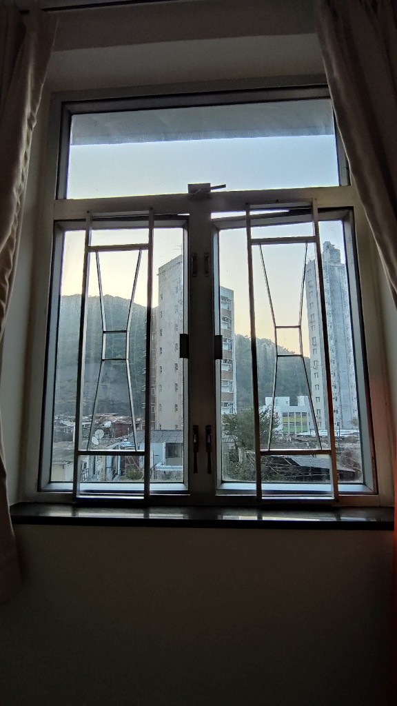Quarry Bay room for rent. Friendly flatmate. Non smoking. - Quarry Bay - Bedroom - Homates Hong Kong