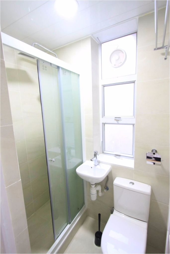 Causeway Bay Shared Flat with Rooftop - Designated for internship, students, young professionals from overseas - 銅鑼灣 - 房間 (合租／分租) - Homates 香港