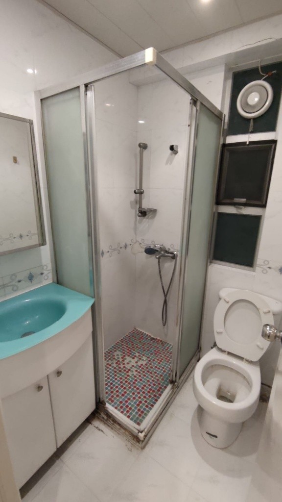 C011 Mong Kok 3 room for rent  - Mong Kok/Yau Ma Tei - Flat - Homates Hong Kong