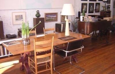 Fully Furnished 3 bedroom apt with a Living room each  - 跑馬地 - 房間 (合租／分租) - Homates 香港