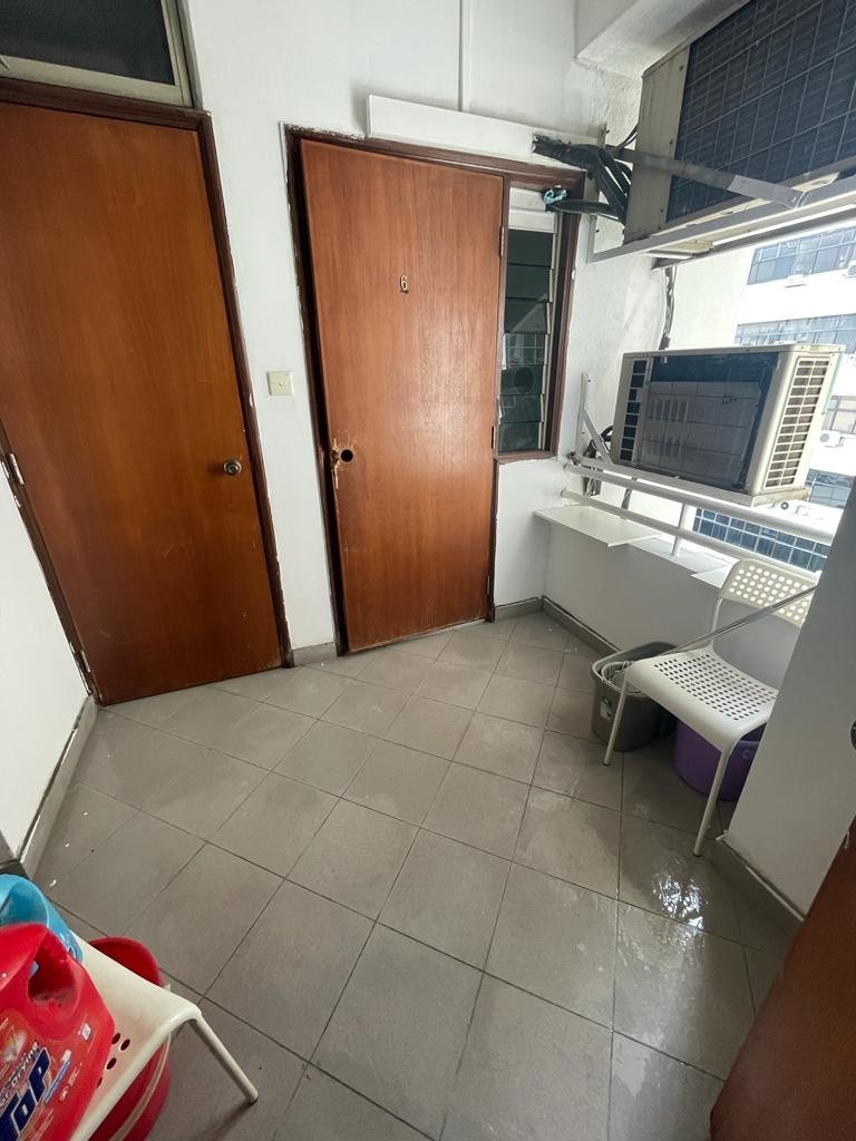 Available On 8 Aug - Common Room/FOR 1 PERSON STAY ONLY/Aircon/Wifi/No owner staying/No Agent Fee/Cooking allowed/ Novena MRT/ Toa Payoh MR / Boon Keng/ Thomson MRT  - Novena - Bedroom - Homates Singapore