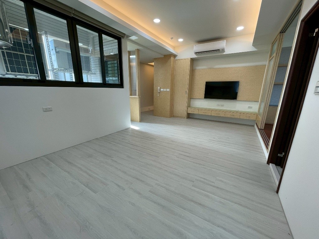 🔥稀有｜可租補｜台水台電｜三房平車｜近美光｜家具可談 - Houli - Flat - Homates Taiwan