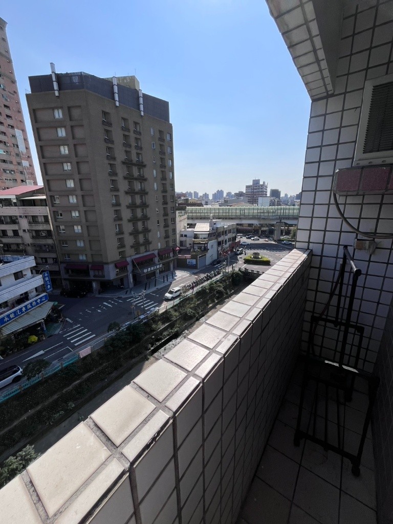 🌟稀有｜可租補｜台水台電｜電梯套房｜獨立陽台🌟 - Beitun - Studio - Homates Taiwan