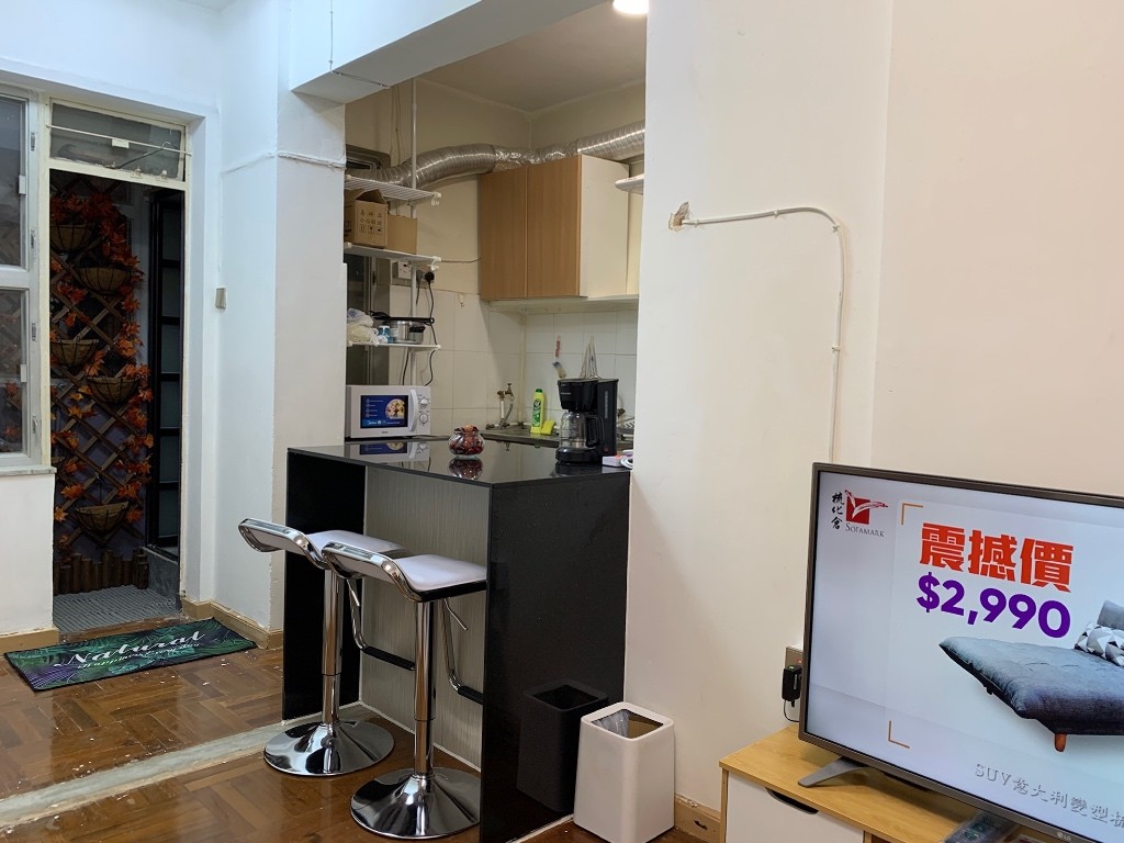 港島铜鑼灣百德新街50号 華爾大厦，，女性共居， causeway bay coliving $3600試住 - 銅鑼灣 - 房間 (合租／分租) - Homates 香港