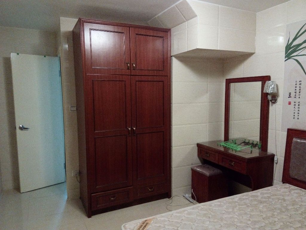 Spacious double bedroom with balcony  - 深井 - 房間 (合租／分租) - Homates 香港