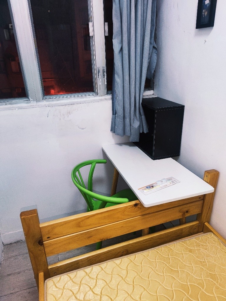 深水埗長樂大廈 Male Coliving Space - Sham Shui Po - Bedroom - Homates Hong Kong