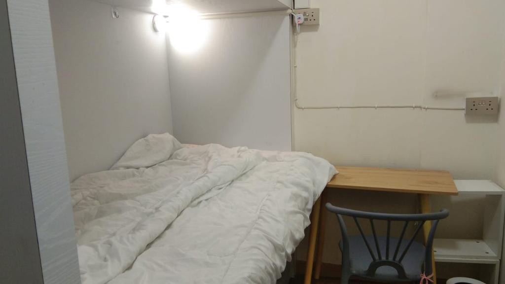 Co-living銅鑼灣共享公寓-華爾大廈丨獨立房間-Feb8 2022 Causewaybay Coliving for female - Causeway Bay - Bedroom - Homates Hong Kong