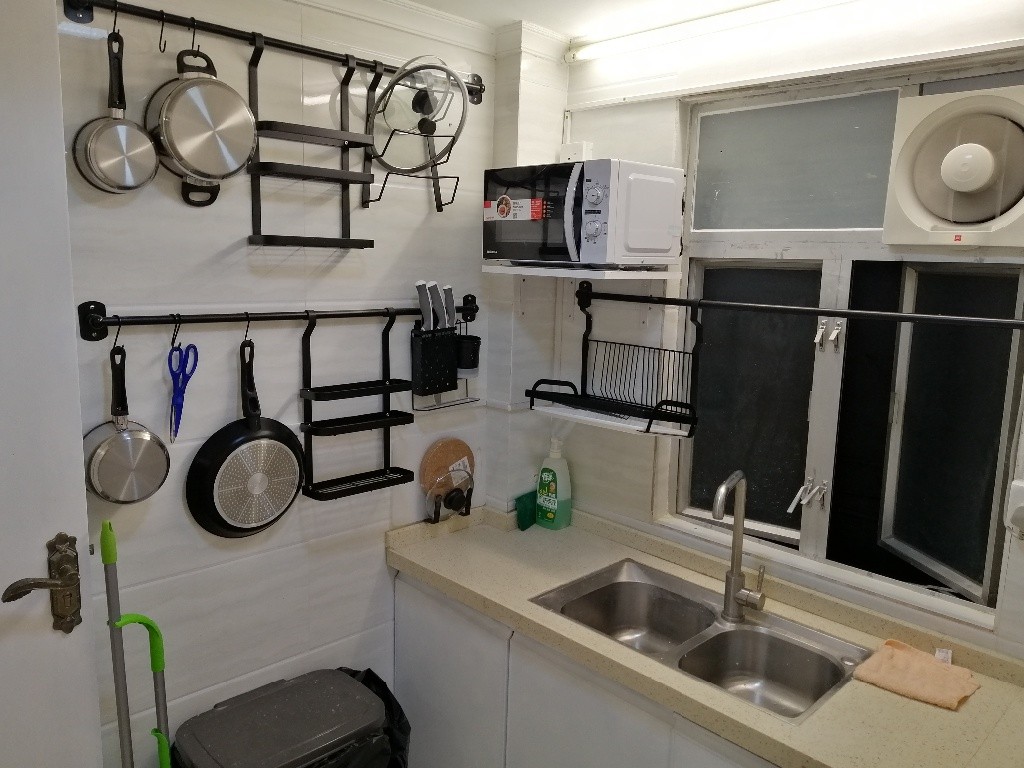 No agent fee. Brand new refurb shared rooms 0 mins walk to Prince Edward Station - Prince Edward - Bedroom - Homates Hong Kong