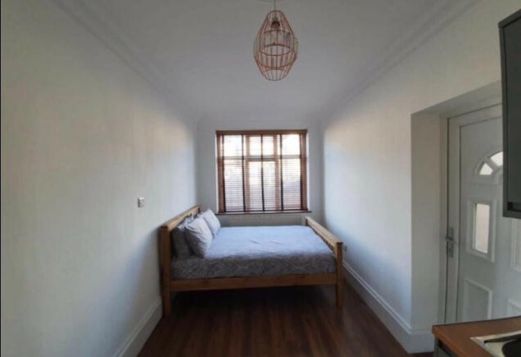 FULLY FURNISHED STUDIO ROOM AT 5TH FLOOR, Yee Wo Street, Causeway Bay - 銅鑼灣 - 獨立套房 - Homates 香港