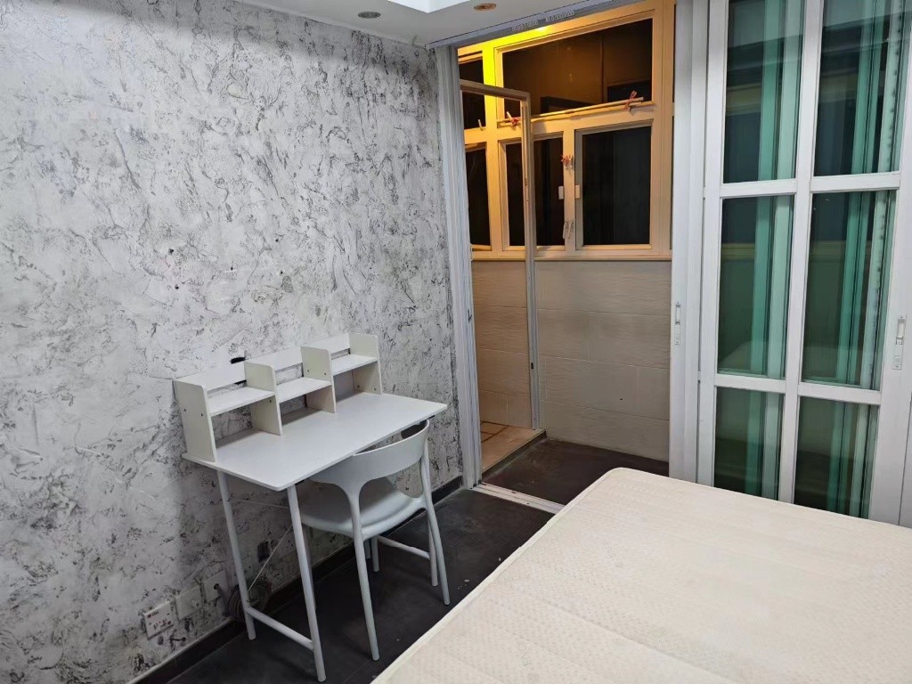 Prince Edward Coliving Space for rent英來大廈 (共居空間)出租 share kitchen Toilet - 太子 - 房間 (合租／分租) - Homates 香港