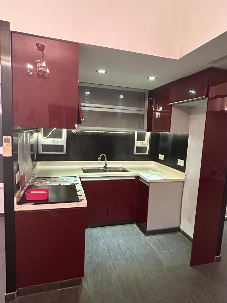 Prince Edward Coliving Space for rent英來大廈 (共居空間)出租 share kitchen Toilet - Prince Edward - Bedroom - Homates Hong Kong