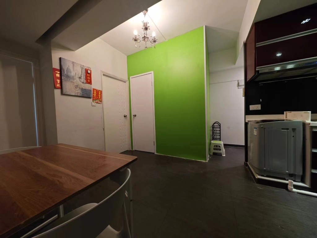 Prince Edward Coliving Space for rent英來大廈 (共居空間)出租 share kitchen Toilet - Prince Edward - Bedroom - Homates Hong Kong