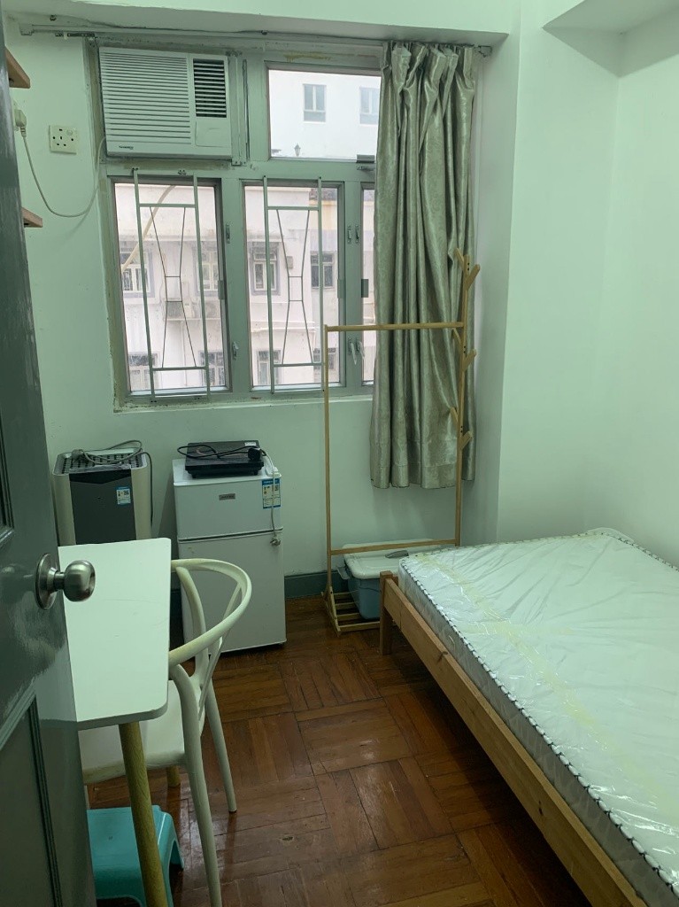 E01 Wan Chai Coliving  Coliving Life  rm b - Wan Chai - Bedroom - Homates Hong Kong