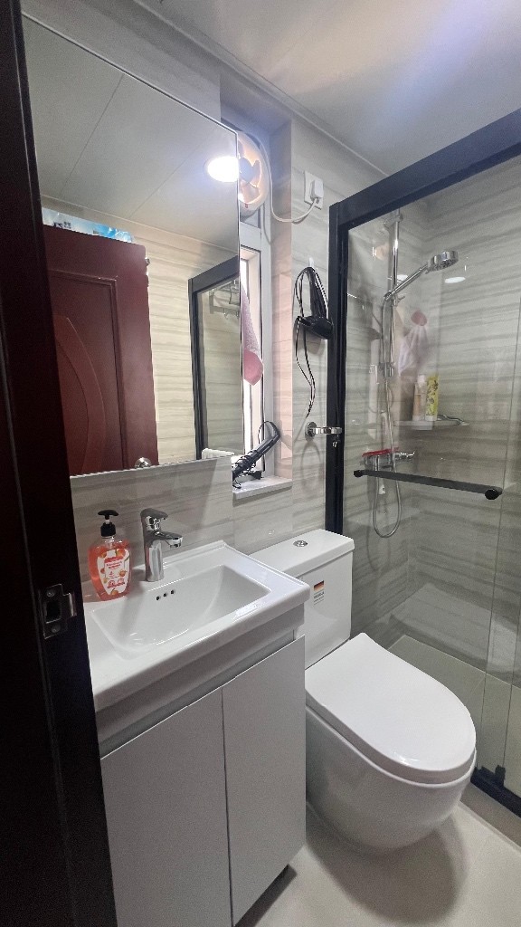 Room for sublet flexible move in- and out dates in Sai Ying Pun - 西區 - 房間 (合租／分租) - Homates 香港