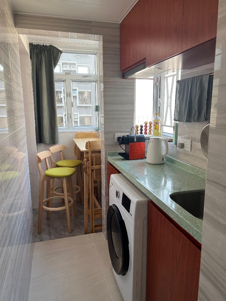 Room for sublet flexible move in- and out dates in Sai Ying Pun - 西區 - 房間 (合租／分租) - Homates 香港