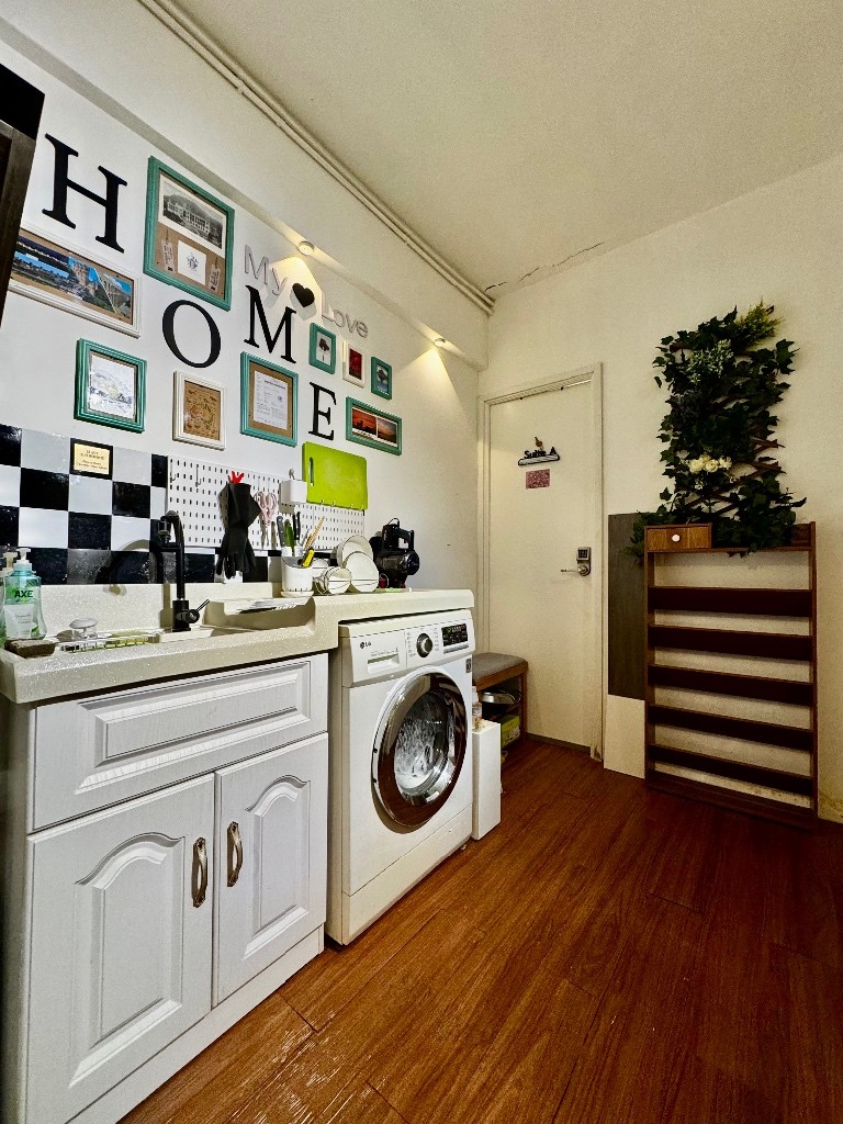 銅鑼灣共居免佣－可短租 Share Flat in Causeway Bay No Commission - Short-Term Available - Causeway Bay - Bedroom - Homates Hong Kong