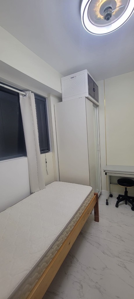  Non-smoking Share House in Yuen Long for Native Speaking English Teacher - Yuen Long - Bedroom - Homates Hong Kong