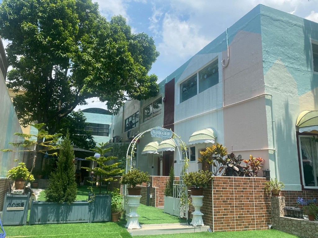 女生宿舍，九龍塘核心位置，獨立屋內園清優雅潔！ - 九龙塘 - 房间 (合租／分租) - Homates 香港