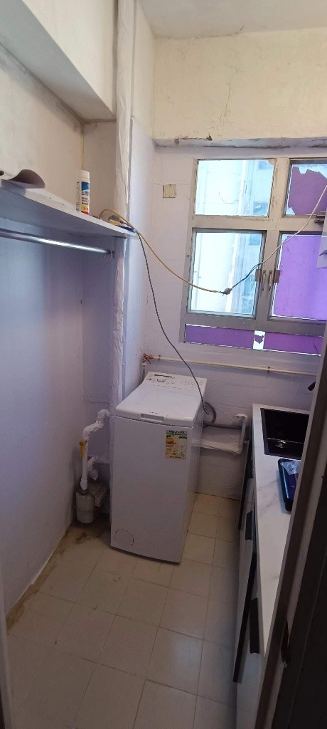 C024 Prince Edward Coliving Room nesr MTR - Prince Edward - Bedroom - Homates Hong Kong