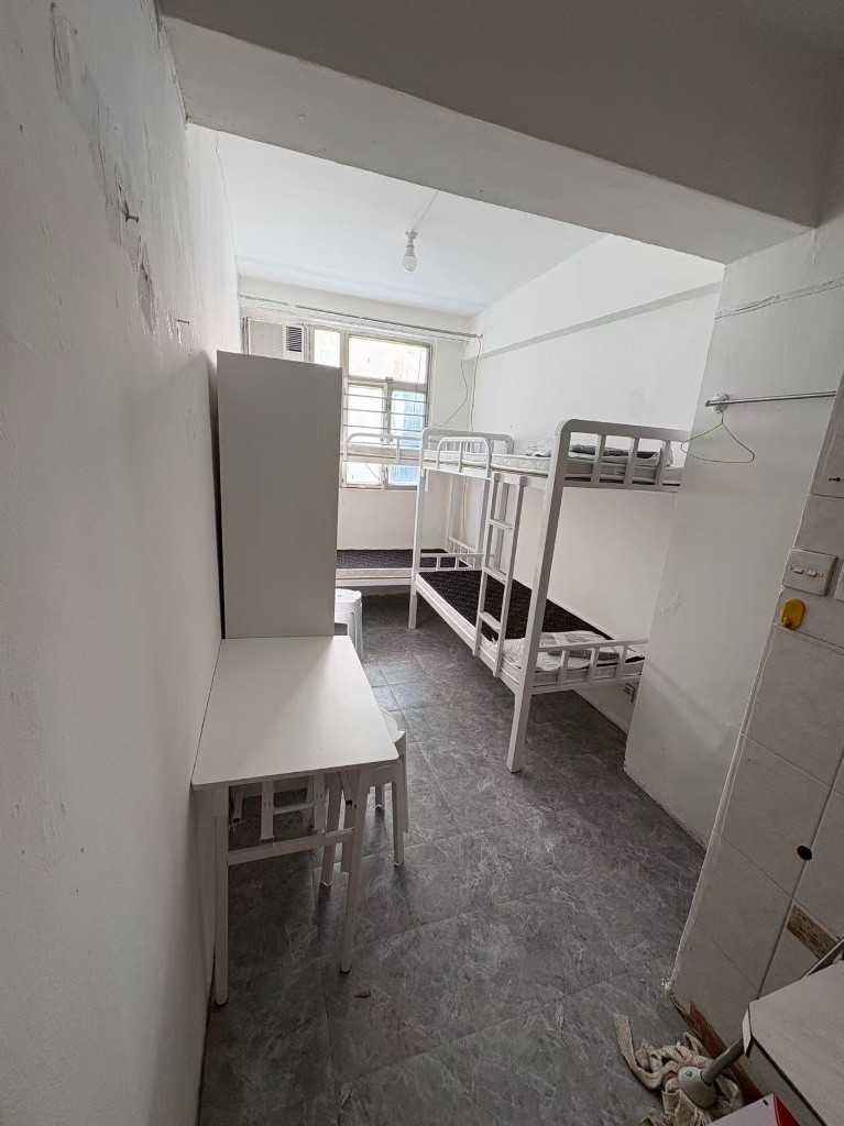 LB24 188C4   No lift buiding at sham Shui Po - 深水埗 - 房间 (合租／分租) - Homates 香港