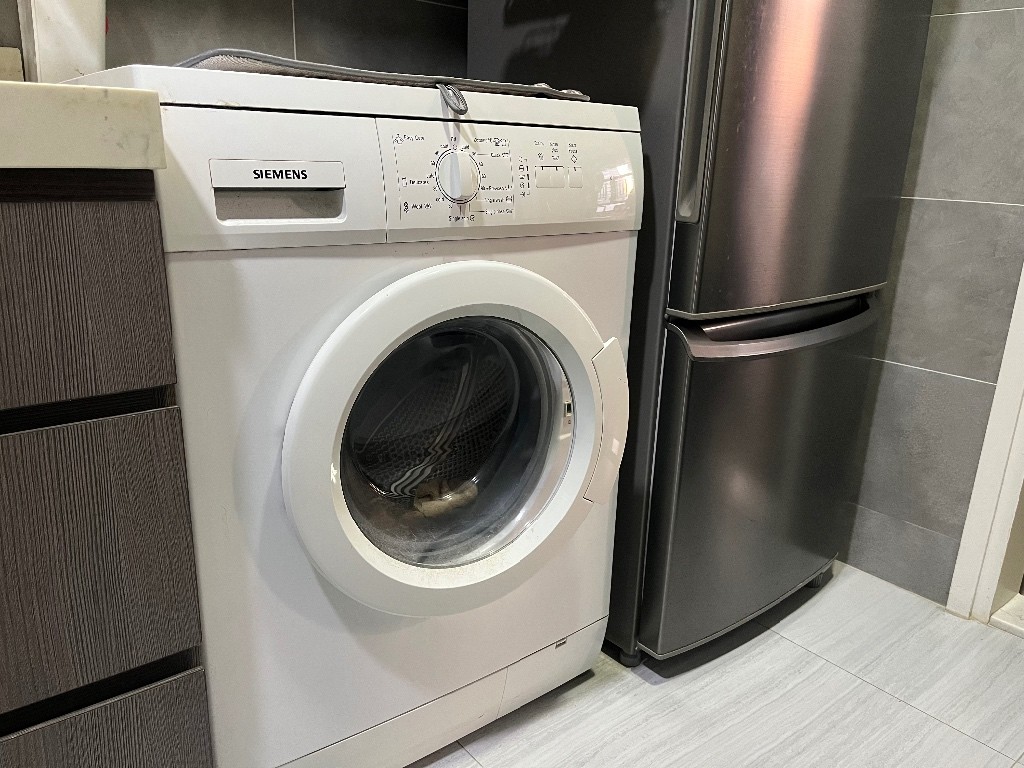 招一女室友 觀塘 分租一書睡房 光猛 全新裝修 乾淨安靜 - 觀塘/秀茂坪 - 房間 (合租／分租) - Homates 香港