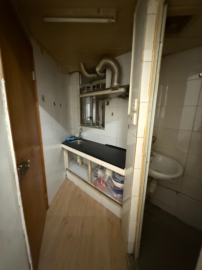 免佣 界限街9號 3/F 唐四 100尺 套房 - 深水埗 - 獨立套房 - Homates 香港