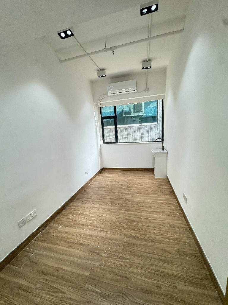 观塘港铁沿线好房，交通便利 - 觀塘/秀茂坪 - 工廠大廈 - Homates 香港