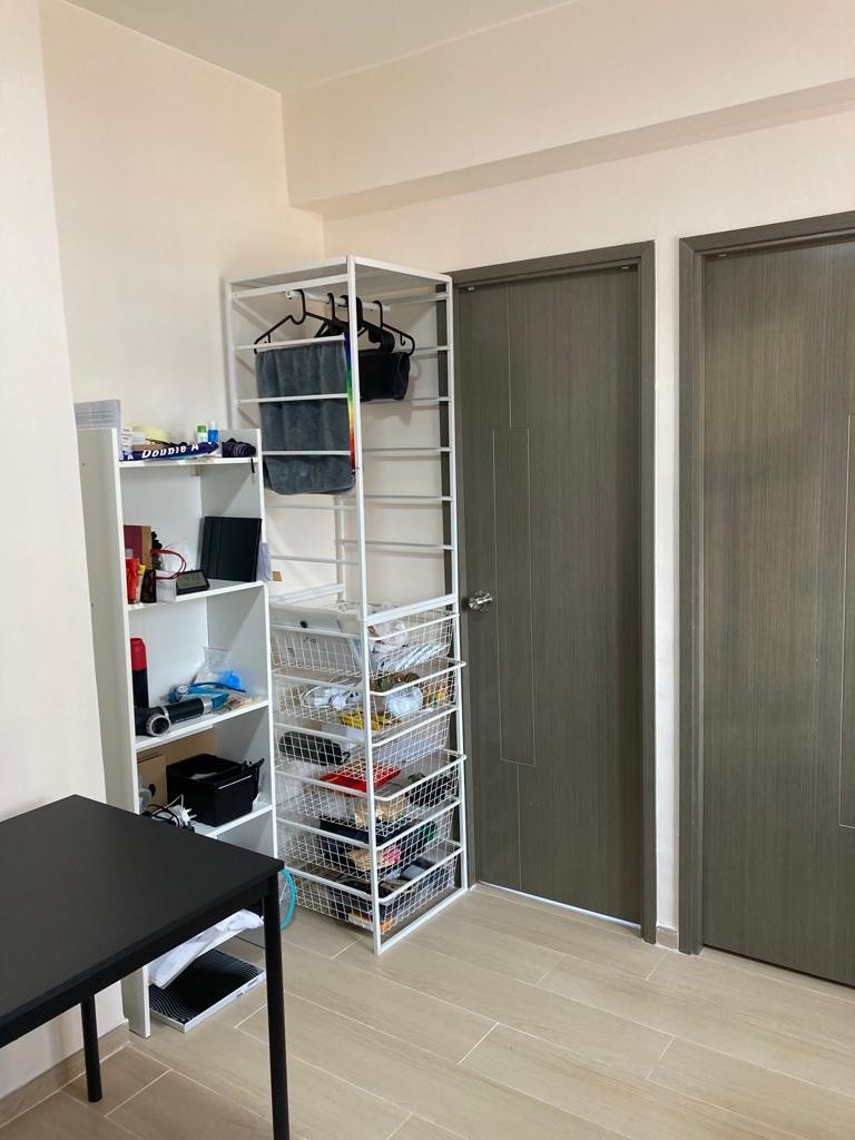 6650.2975 WhsApp Two-bedroom unit with one empty room, newly renovated, available for separate rental or shared accommodation. High floor with roof. Utilities included. Excellent ventilation, clean an - Homates Hong Kong