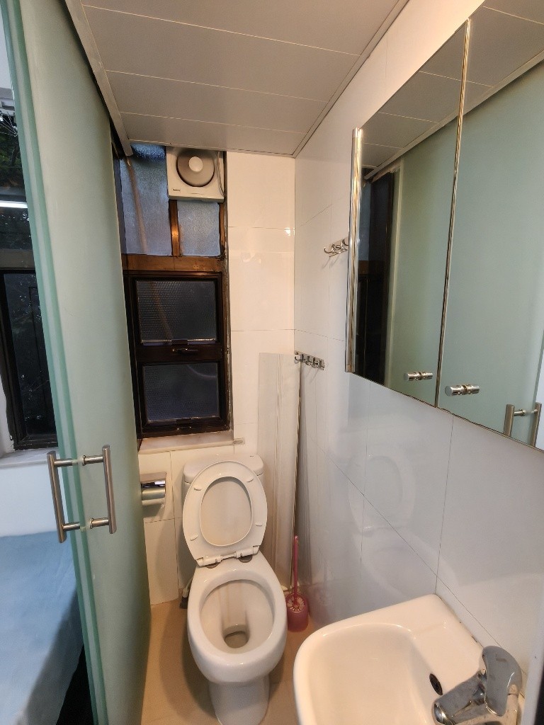 HKU Male students coliving room for rent. （）E004C） - 西半山 - 房間 (合租／分租) - Homates 香港