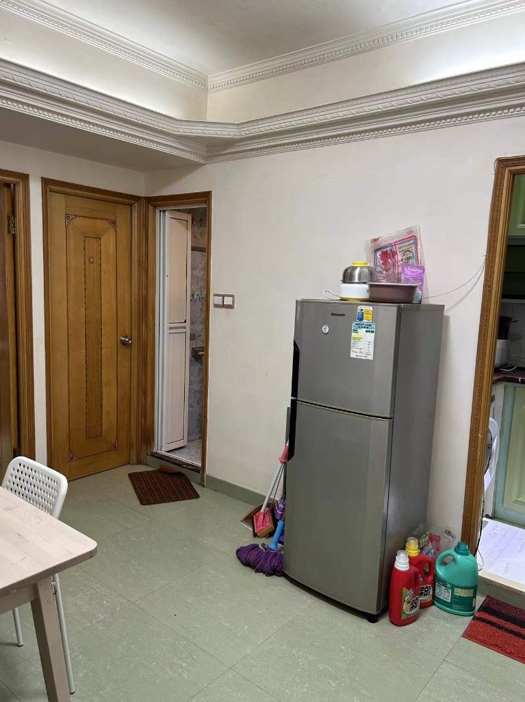 C013B Prince Edward Male Coliving space  - 深水埗 - 房間 (合租／分租) - Homates 香港