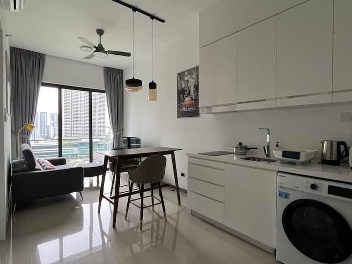 Master Room @ Southlink Lifestyle Apartment -  - 房間 (合租／分租) - Homates 馬來西亞