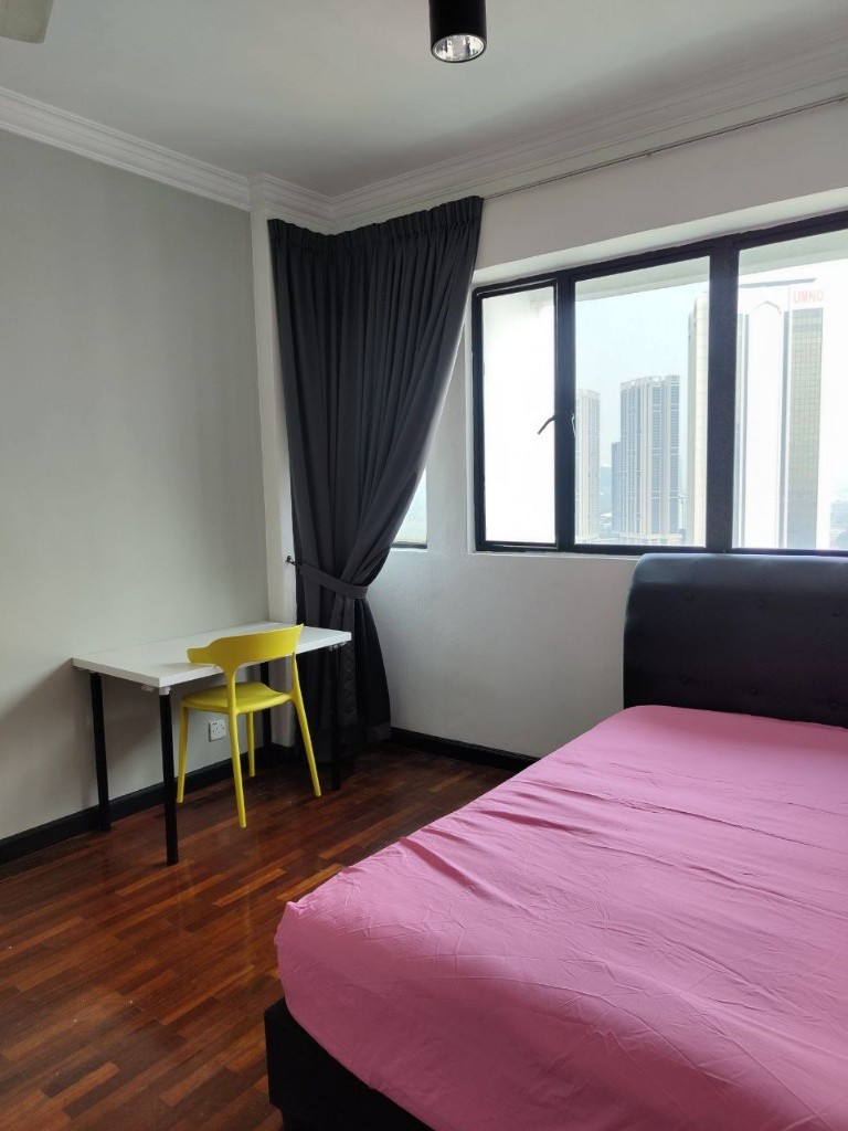 [Actual Room]  Discover Kuala Lumpur with Ease 🙏 Only 2 Min Walk To LRT- 3 Station To LRT Masjid Jamek 🕌 - Wilayah Persekutuan Kuala Lumpur - 房間 (合租／分租) - Homates 馬來西亞