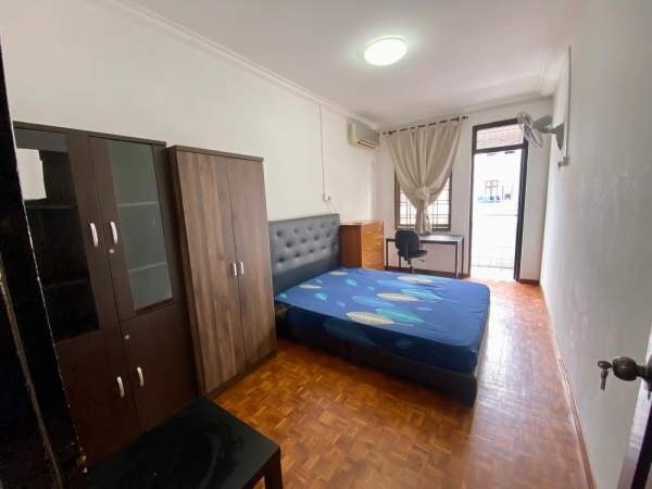 Available 22 Sep/Common Room/FOR 1 PERSON STAY ONLY/Wifi/No window/Light cooking allowd/No owner staying/No Agent Fee/Near Novena MRT/Toa Payoh MRT/Caldecott MRT - Braddell - Bedroom - Homates Singapore