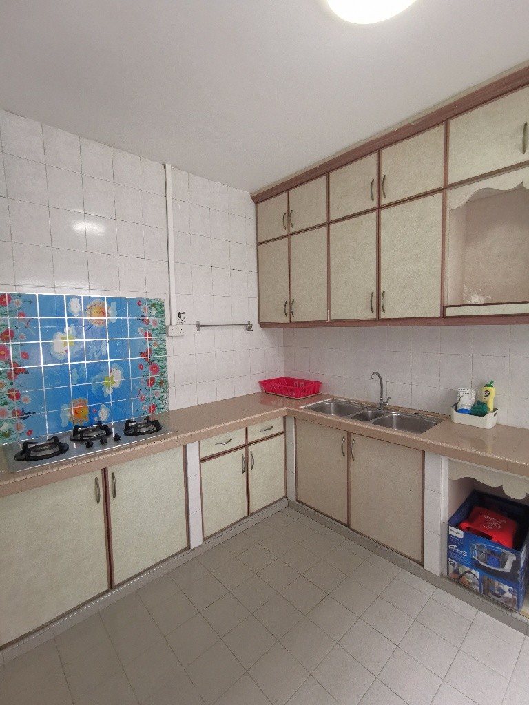 Available 8 Sep/Common Room/FOR 1 PERSON STAY ONLY/Wifi/No window/Light cooking allowd/No owner staying/No Agent Fee/Near Novena MRT/Toa Payoh MRT/Caldecott MRT - Novena - Bedroom - Homates Singapore