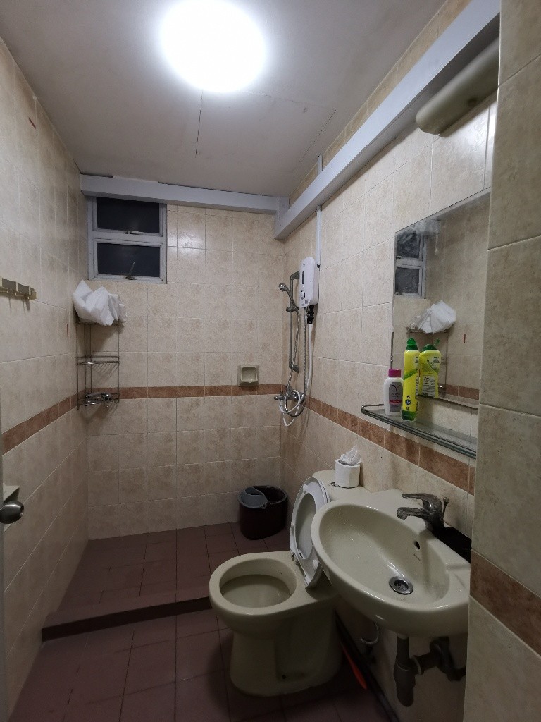 Boon Keng Mrt / Novena mrt / Farrer Mrt / Toa Payoh mrt - Common room *Available Immedia﻿te - Toa Payoh 大巴窯 - 分租房間 - Homates 新加坡