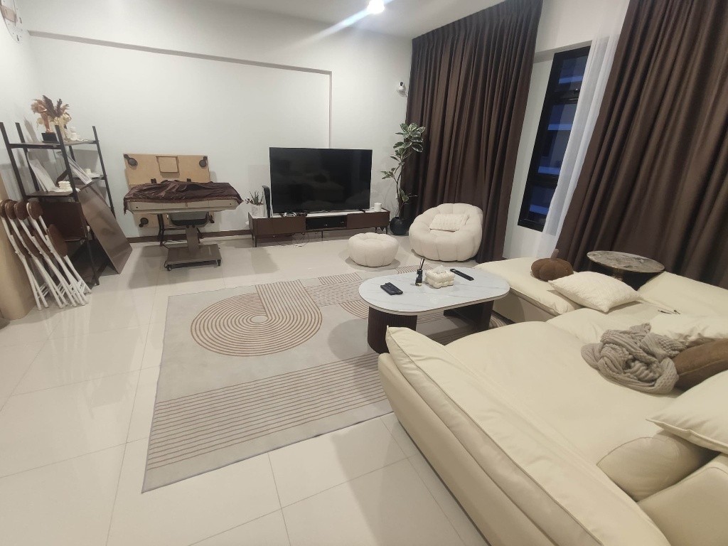 Quality Room for Rent | Will Cover Most of the Rent! - Tengah 登加 - 分租房間 - Homates 新加坡