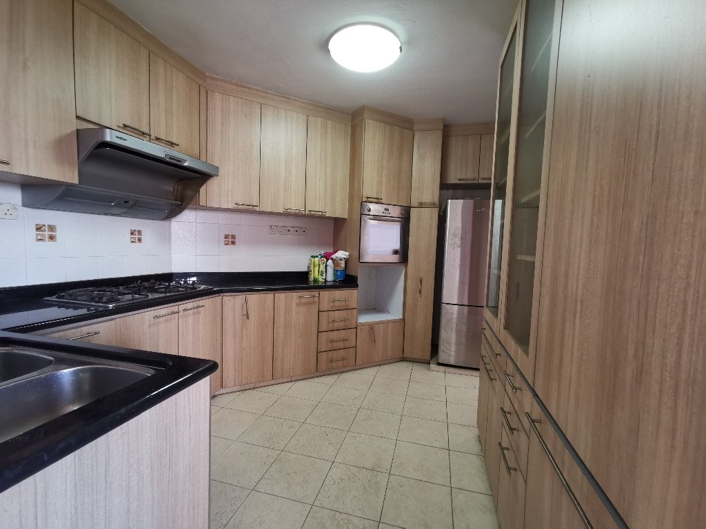 Room For Rent - Near Caldecott MRT - Braddell 布莱徳 - 整个住家 - Homates 新加坡