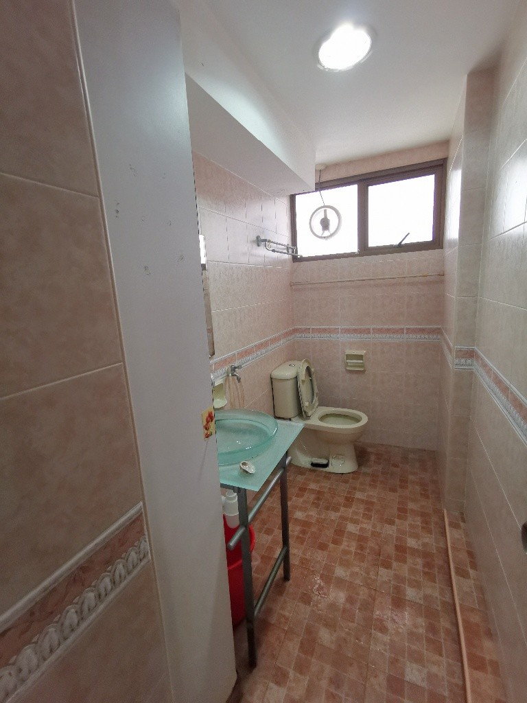 Room For Rent - Near Caldecott MRT - Braddell 布莱徳 - 整个住家 - Homates 新加坡