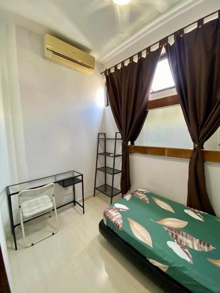 Room For Rent - 40B MAYBELLE LODGE - Eunos 友诺士 - 分租房间 - Homates 新加坡