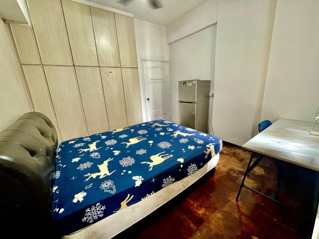 Room For Rent - MORO MANSION - Geylang 芽笼 - 分租房间 - Homates 新加坡