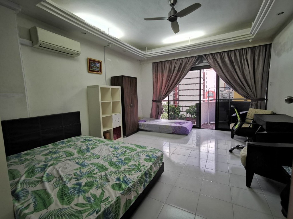 Room For Rent - BALESTIER REGENCY - Novena 诺维娜 - 分租房间 - Homates 新加坡
