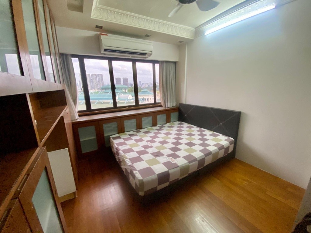 Immediate Available - Common Room/Strictly Single Occupancy/no Owner Staying/No Agent - Braddell 布莱徳 - 整个住家 - Homates 新加坡
