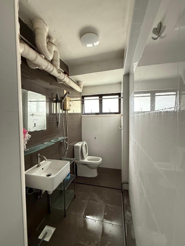ROOM FOR RENT AT 10E BRADDELL VIEW #15-19 RM1 - Toa Payoh 大巴窑 - 整个住家 - Homates 新加坡