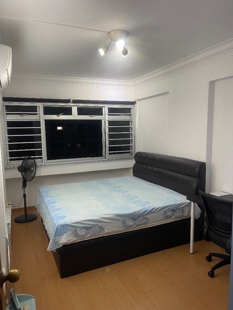 淡比尼34街有夫妻房出租。 - Tampines 淡滨尼 - 独立套房 - Homates 新加坡