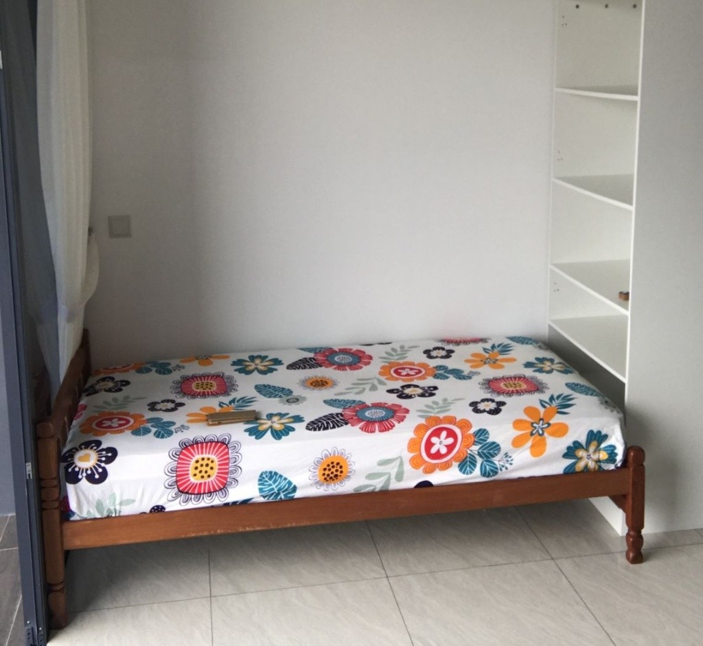 Room for rent / BRADDELL MRT/ TOA PAYOH MRT / Common room / 1pax stay / Available 14 Nov/ GEM RESIDENCES - Toa Payoh 大巴窑 - 整个住家 - Homates 新加坡
