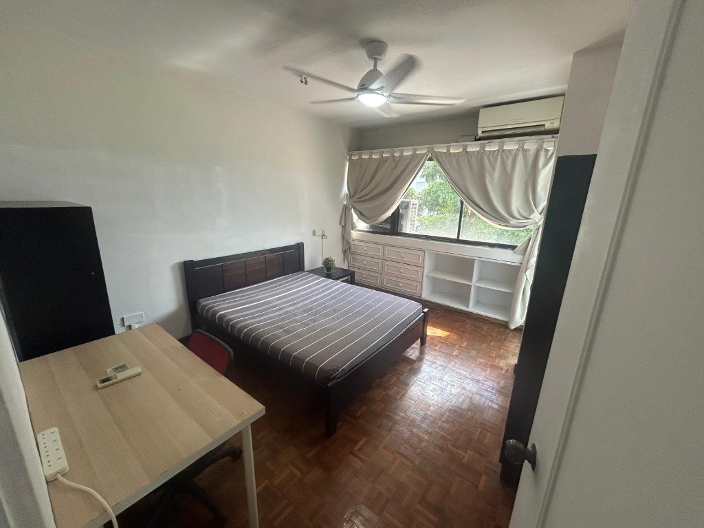 PINE GROVE 1P- Dover / Clementi mrt - Condo Master bedroom (Swimming pool &amp; gym) * Available 2 Dec - Bukit Timah - Flat - Homates Singapore